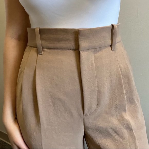 Aritzia effortless pant - size 0 - Picture 2 of 4